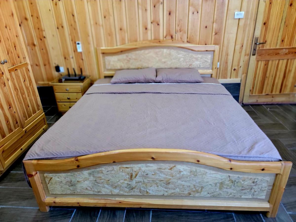 Atoom Lodge Jarash Bagian luar foto