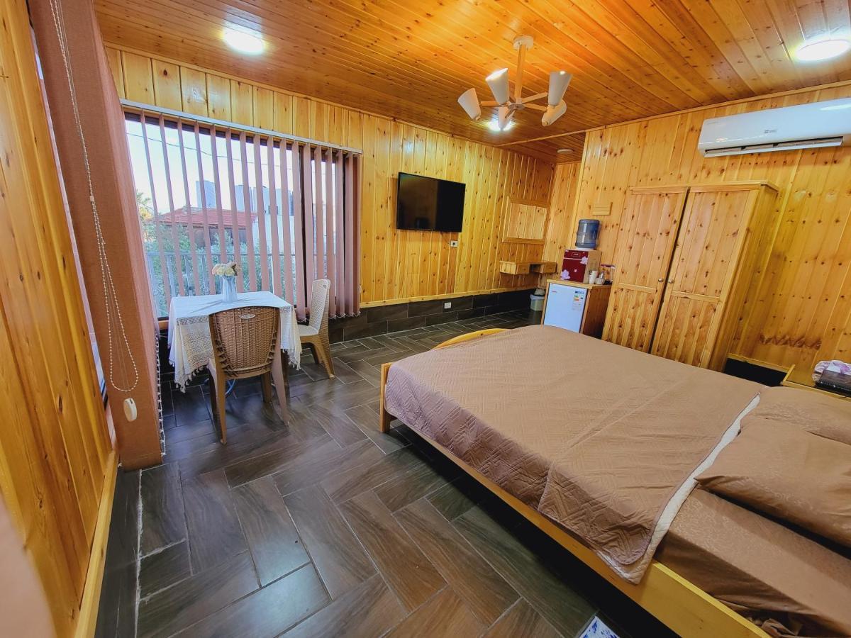 Atoom Lodge Jarash Bagian luar foto