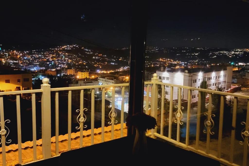 Atoom Lodge Jarash Bagian luar foto
