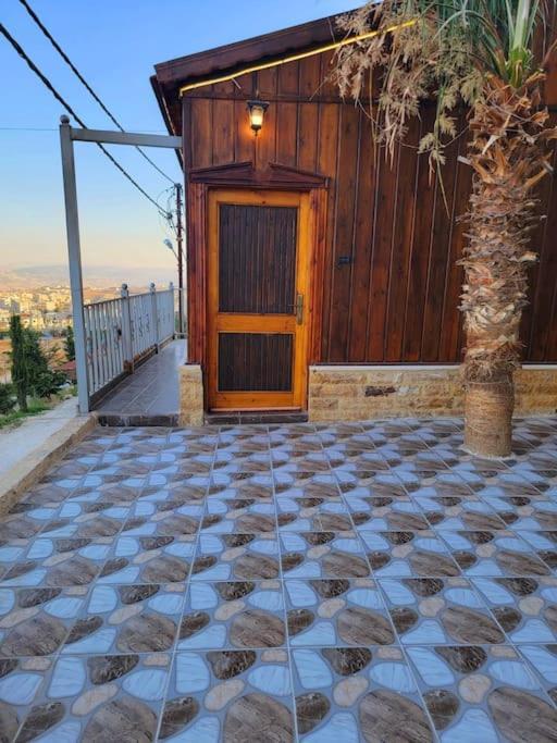 Atoom Lodge Jarash Bagian luar foto